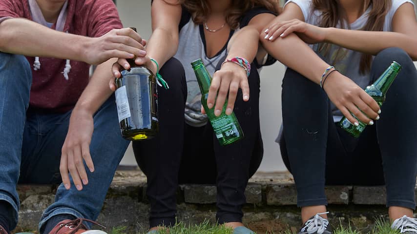 Foto bij Schoolreis voortijdig beëindigd nadat helft van leerlingen alcohol had gedronken