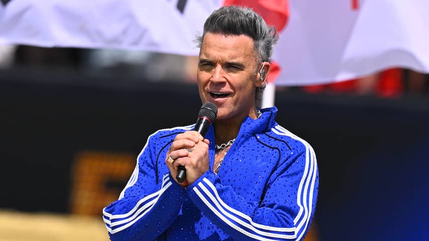 Robbie Williams verdraait verhaal: wit stukje geen pepermunt, maar nicotinetablet