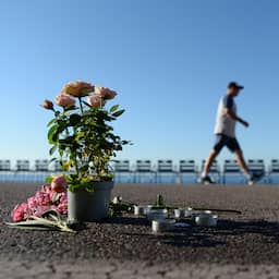 Tien jaar na de aanslag in Nice blikt Wim terug: 'Overal lagen slachtoffers'