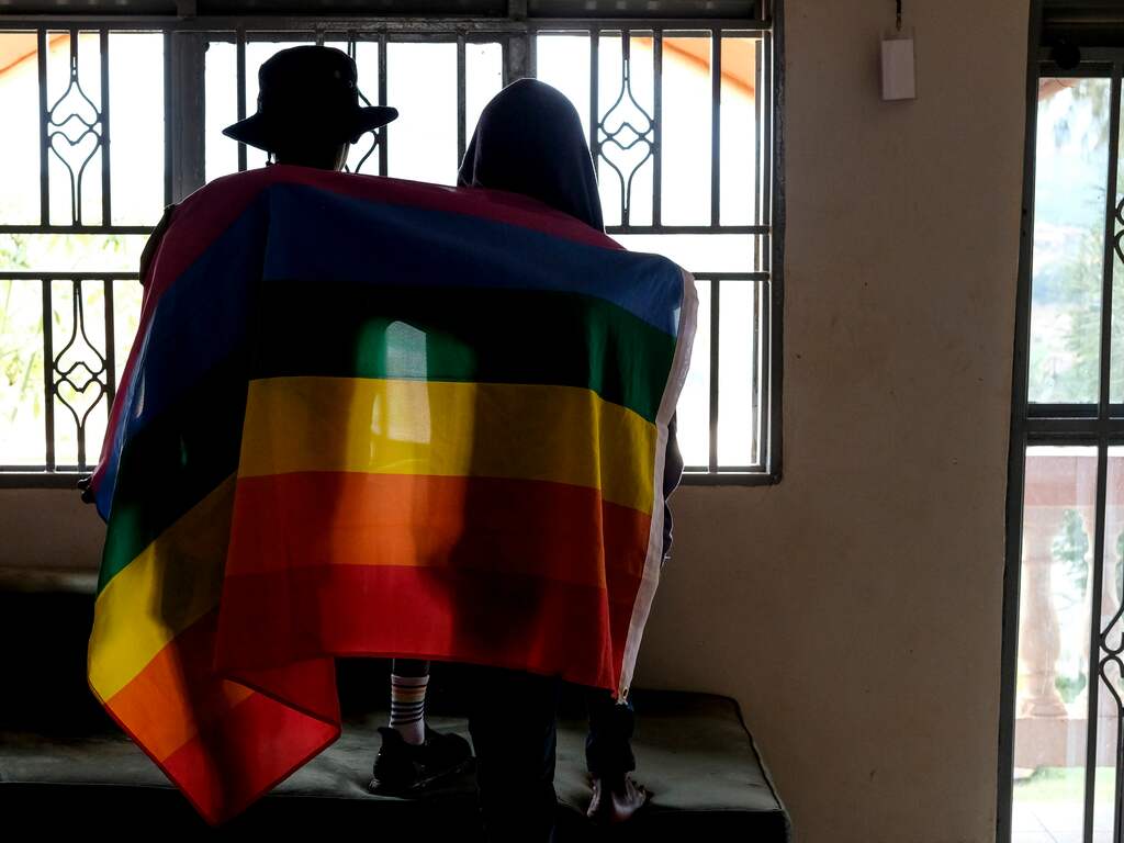 Nederland beperkt samenwerking met Oeganda wegens omstreden antihomowet