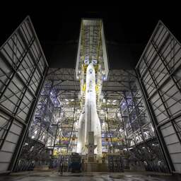 Nieuwe Europese draagraket Ariane 6 maakt eerste succesvolle vlucht