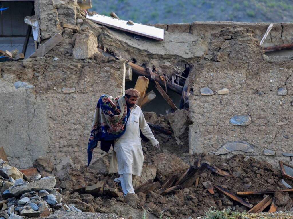 Massagraven voor slachtoffers aardbeving Afghanistan, vrees voor hoger dodental