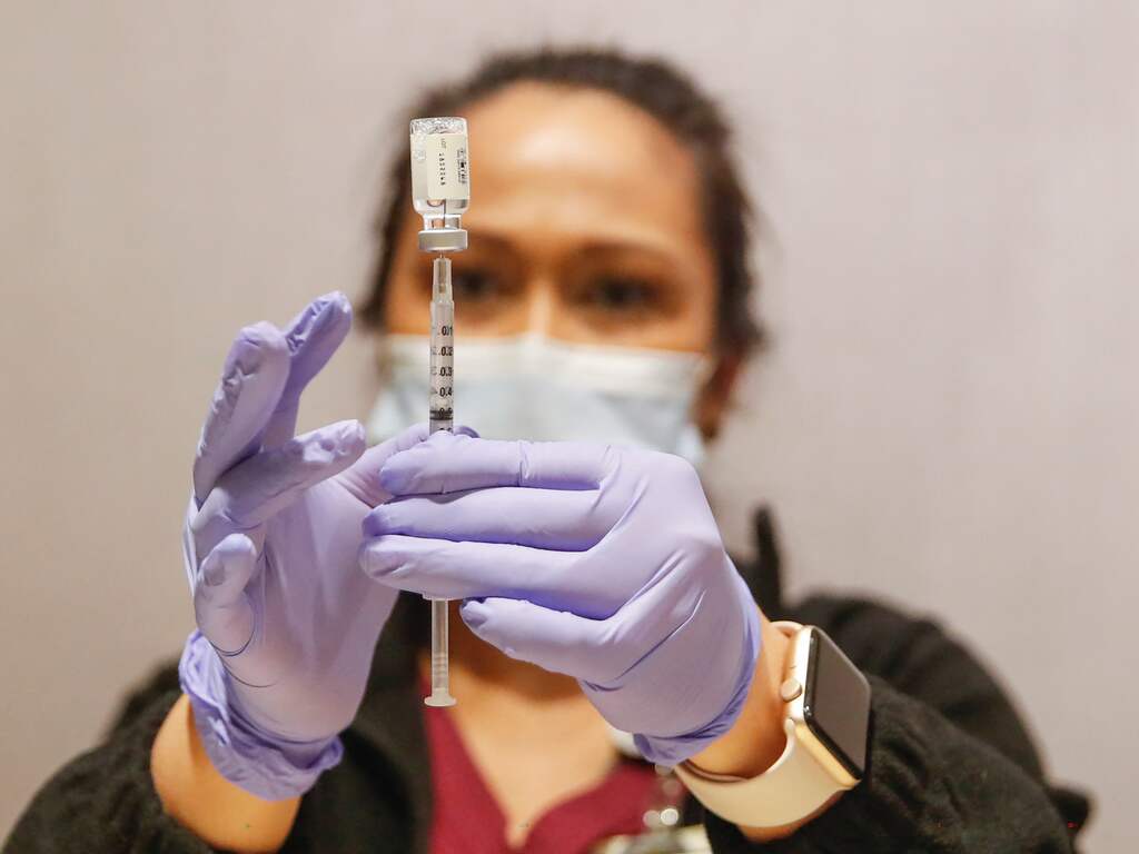 Nederland krijgt maandag eerste levering Janssen-vaccins