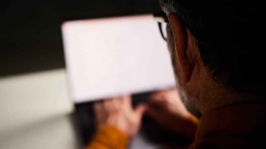 Man (74) wordt vervolgd voor maken deepfakeporno van BN'ers