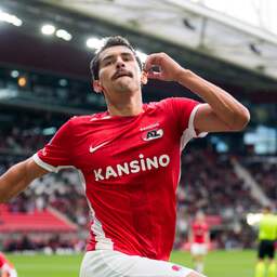 Live voetbal | AZ leidt met 4-1 en koerst af op finale om Europees ticket