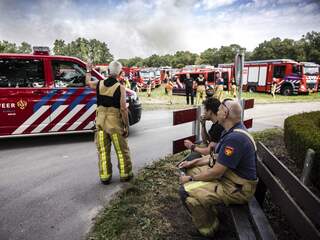 Wind draait zondag boven brand de Peel: America krijgt last van rook