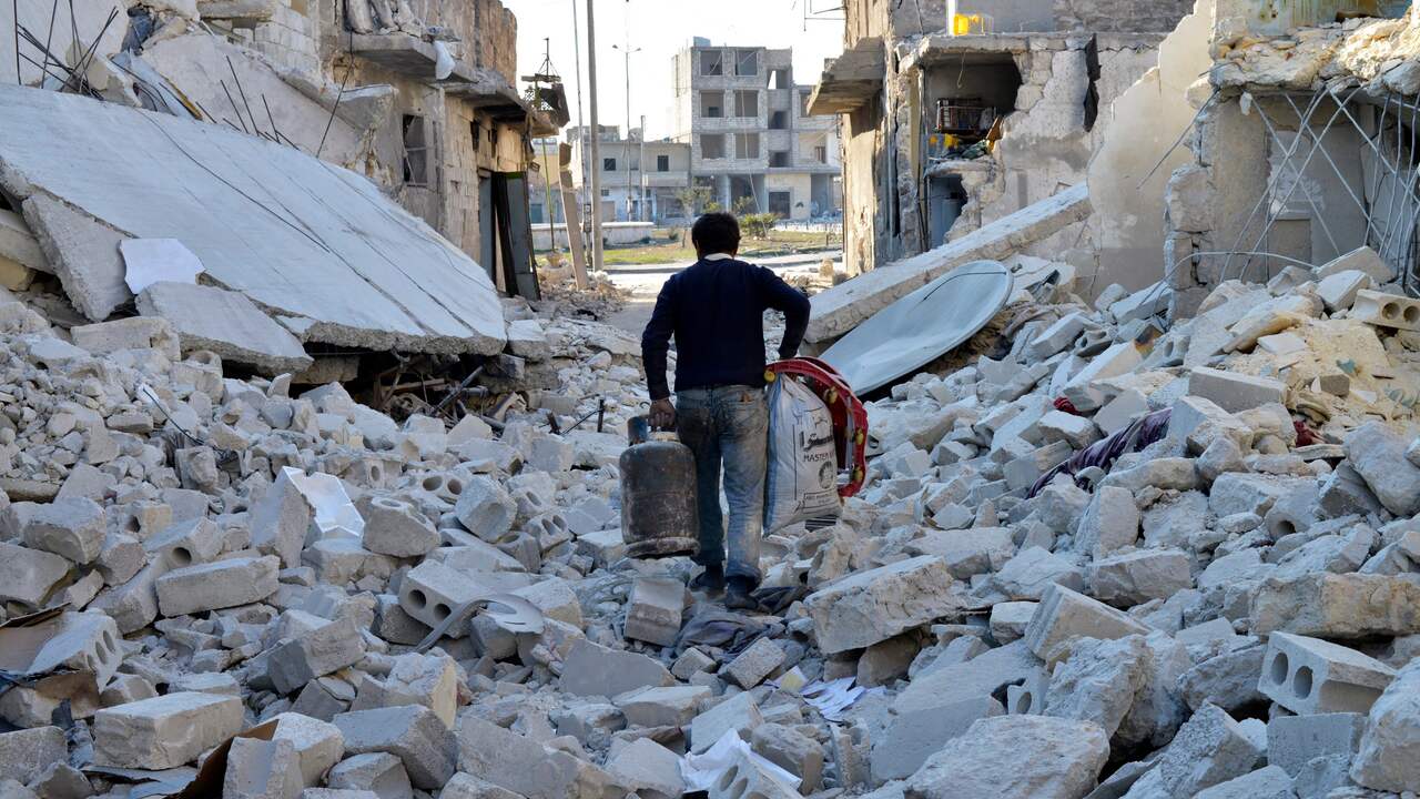 Regime Syrië drijft rebellen in het nauw bij Aleppo | Buitenland | NU.nl