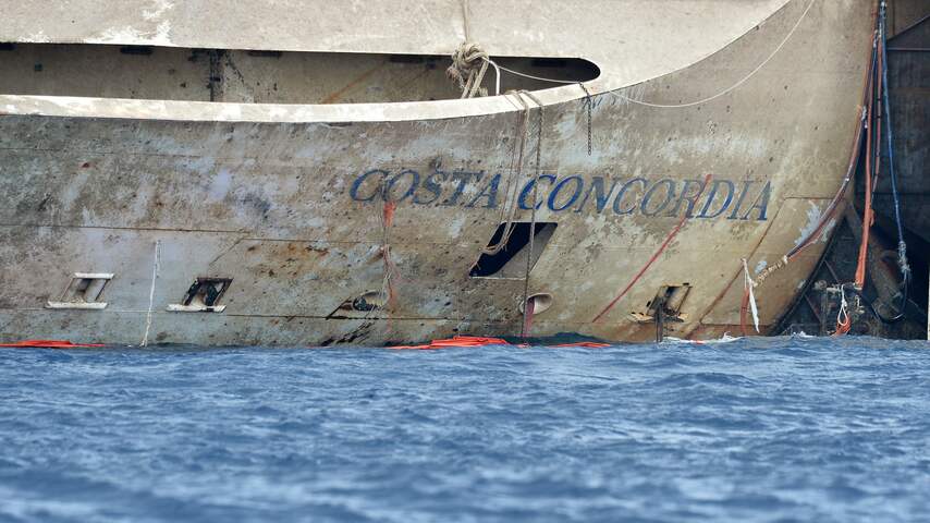 Wegslepen Costa Concordia uitgesteld naar woensdag | Buitenland | NU.nl