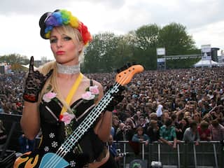 Vermaak op Free2dance podium - Bevrijdingsfestival Zwolle