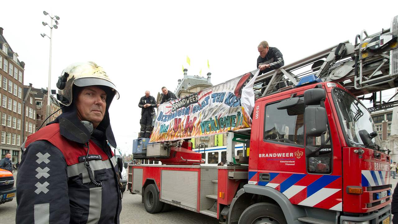 Twee zwaargewonden bij uitslaande brand