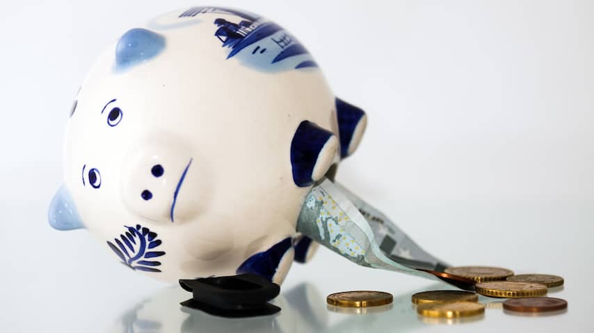 geld sparen spaarpot schuldencrisis recessie