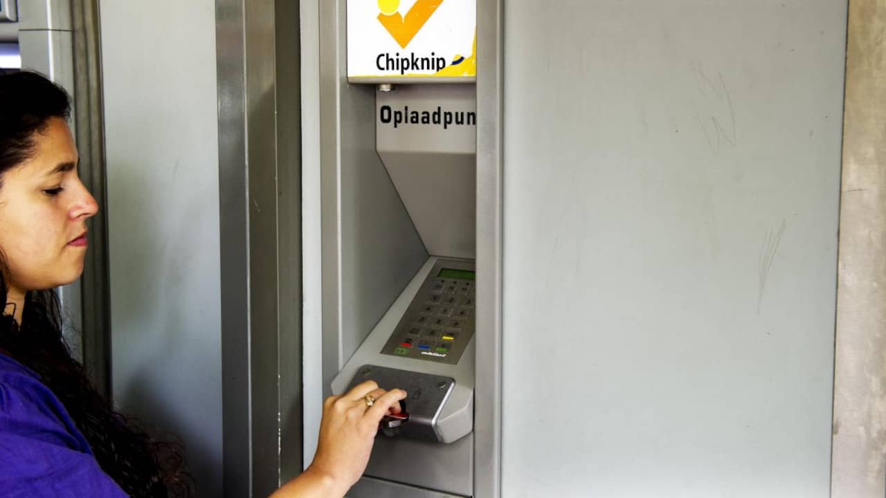 Chipknip Betalen met chipknip vanaf 2015 niet meer mogelijk | Economie | NU.nl