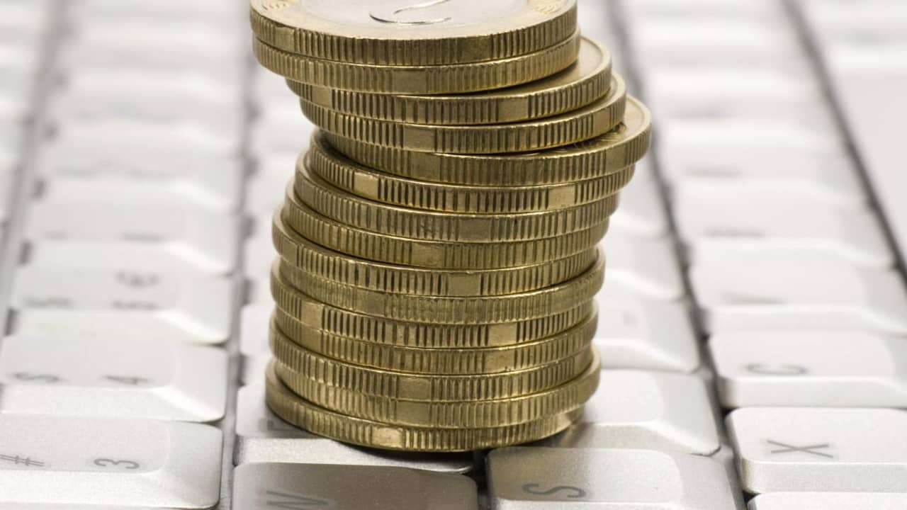 Virtuele munt Bitcoin meer dan 100 dollar waard | Tech | NU.nl