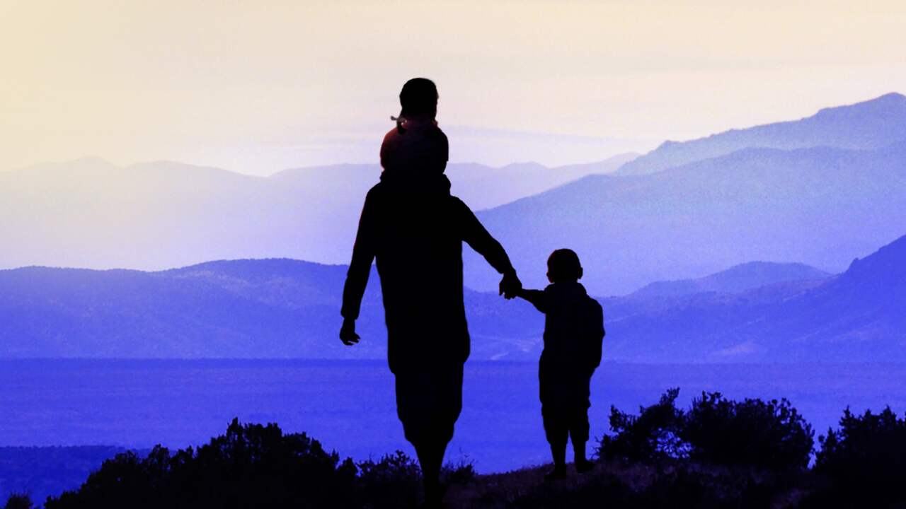 Khaled Hosseini - En uit de bergen kwam de echo | Boek | NU.nl