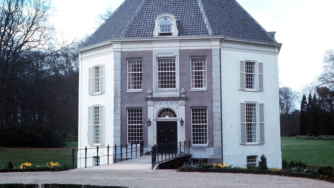 Beatrix verhuist naar kasteel Drakensteyn