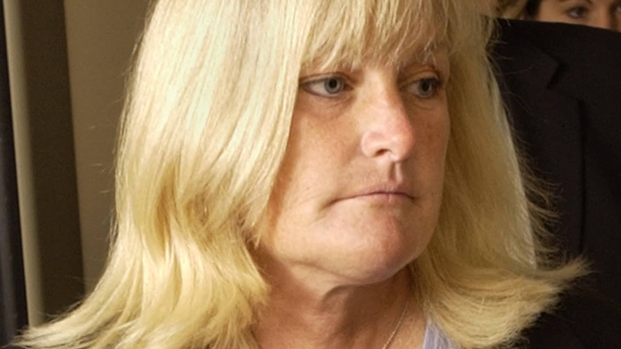 Michael Jackson Og Debbie Rowe Debbie Rowe Regrets What She Did For