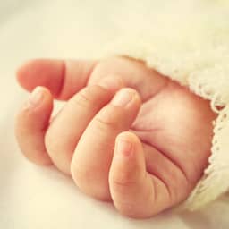 Groenlandse wint zaak tegen Denemarken nadat uren oude baby wordt afgepakt