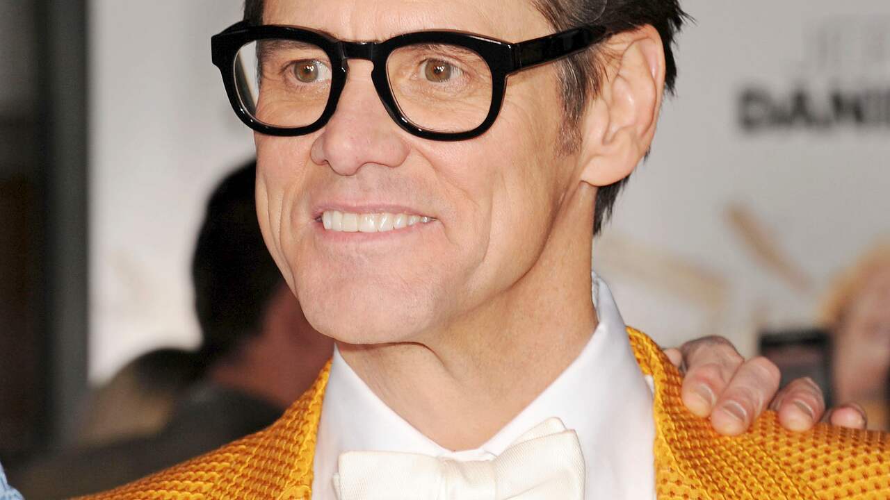 Jim Carrey biedt excuses aan na plaatsen foto autistisch kind ..., حجم الصورة 1280x720