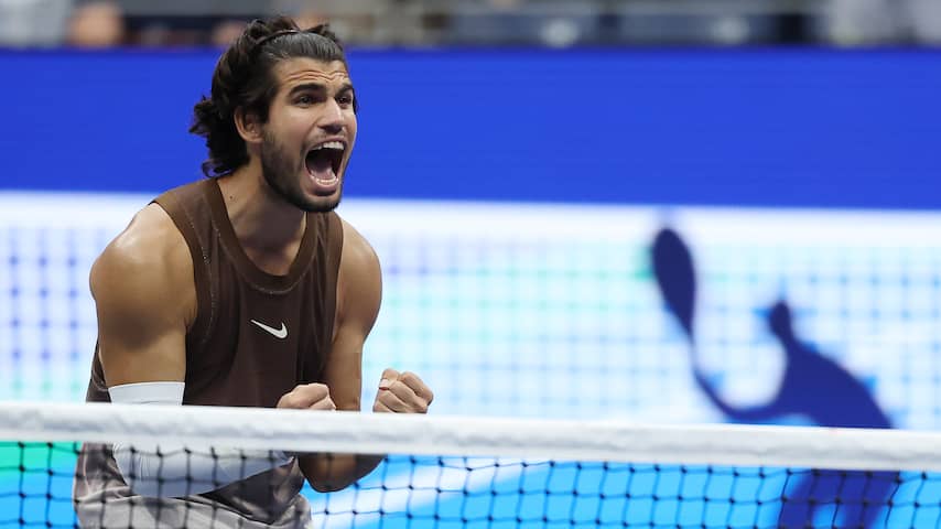 Alcaraz beleeft na maanden blessureleed succesvolle rentree op US Open