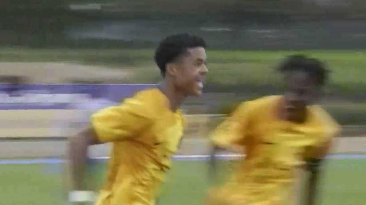 Shane Kluivert (16) maakt prachtig doelpunt voor Oranje onder 17