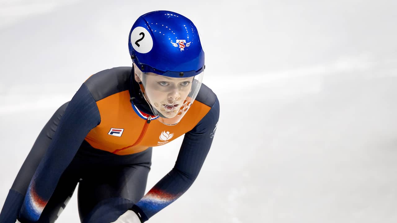Xandra Velzeboer overtuigend door op 1.000 meter, Poutsma klaar na val ...