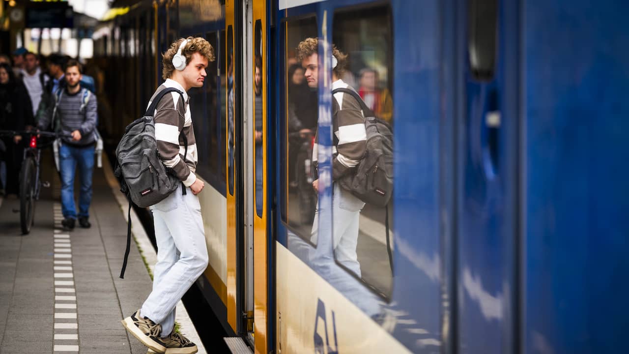 Live hitte | Treinverkeer bij Gouda weer hervat na blikseminslag zaterdagavond