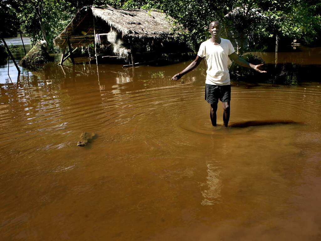 Surinaamse televisiezenders uit de lucht door overstromingen