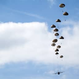 Nederlandse militair gewond bij ongeluk tijdens parachutesprong in België