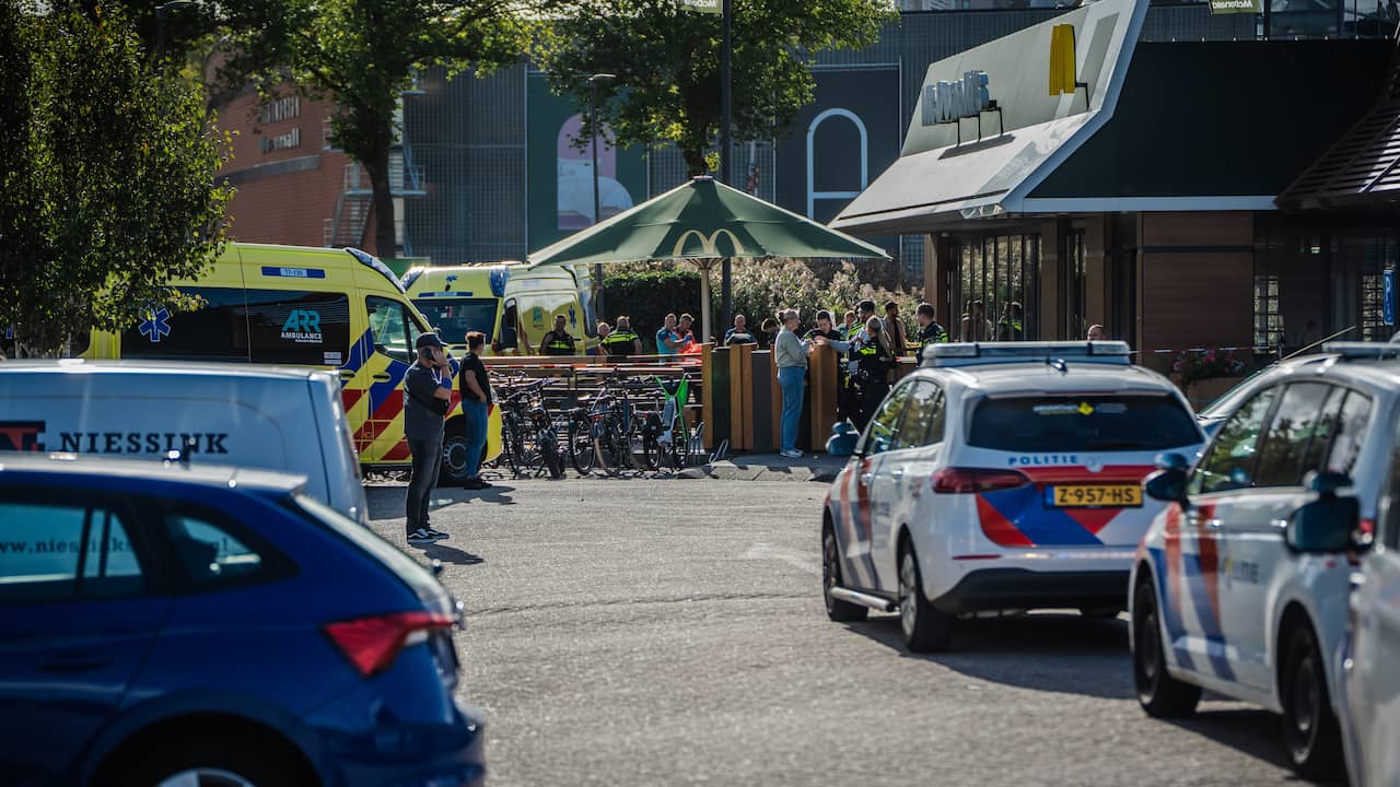 Doodgeschoten jongen in Capelle droeg verboden pistool, politie zoekt  vierde verdachte | Binnenland | NU.nl