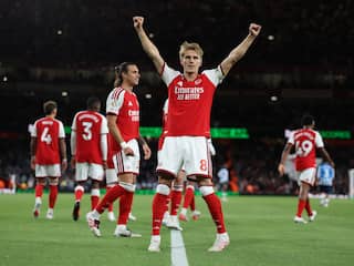 Arsenal begint zonder Timber met ruime zege aan Premier League-seizoen