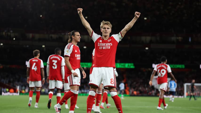 Arsenal begint zonder Timber met ruime zege aan Premier League-seizoen