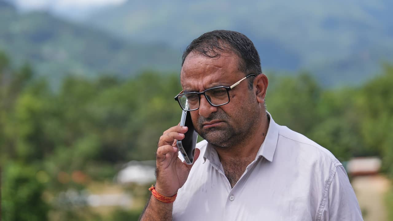 Foto bij Schooldirecteur in Nepal redde zeker 900 leerlingen van overstromingen