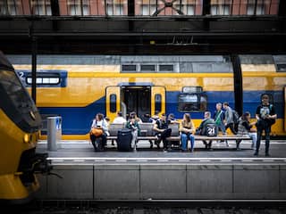 NS laat treinen zaterdag drie minuten niet rijden wegens mishandeling conducteur