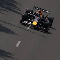 Live F1 | Verstappen door naar Q2 na sessie met drie rode vlaggen in Bakoe