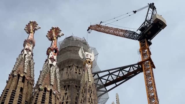 Sagrada Familia krijgt nieuw torendeel en is nu hoogste kerk ter wereld