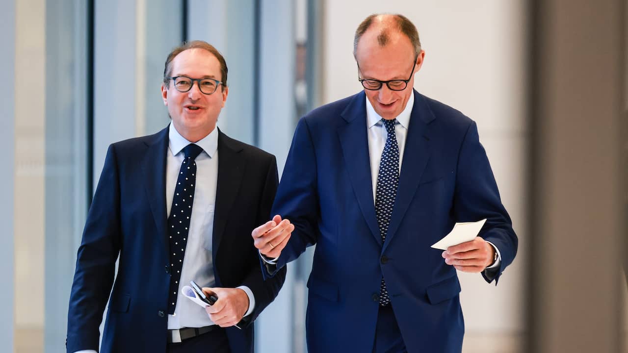 Chaos in Duitse politiek houdt aan: minister verlaat FDP om in regering