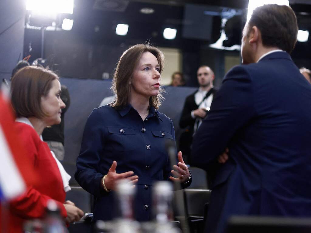 Minister Bruins Slot zegt dat miljardenfonds NAVO voor Oekraïne nog ver weg is