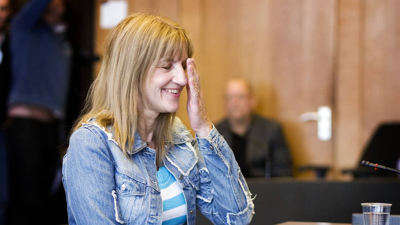 Ten onrechte veroordeelde verpleegkundige Lucia de Berk (63) overleden | Media en Cultuur | NU.nl