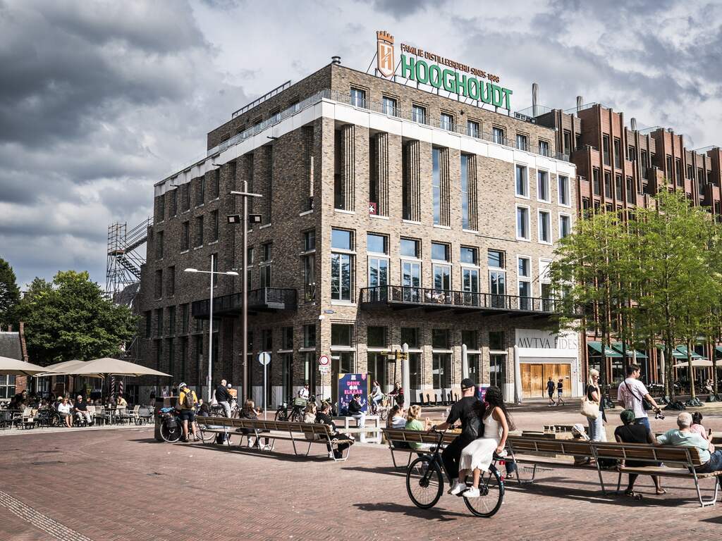 10 Vindicat-leden hebben brandwonden in gezicht na uitje, mogelijk brandmerken