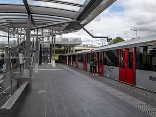 Metroverkeer in Amsterdam ligt plat door storing, systeem moet worden gereset