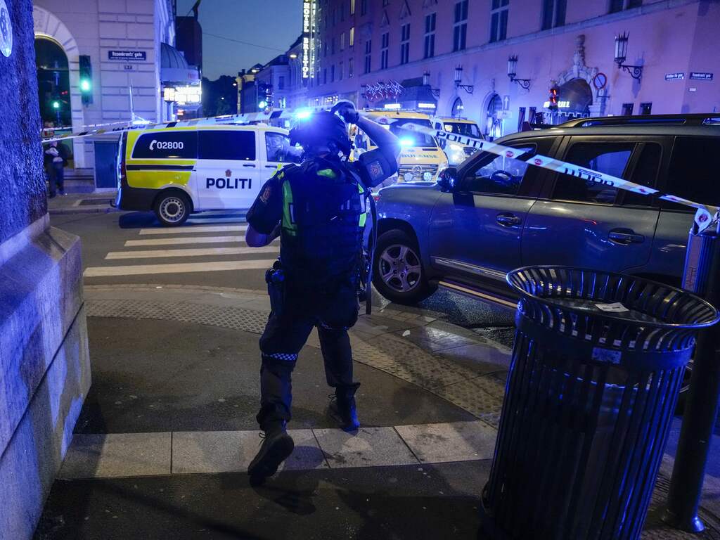 Zeker twee doden en negentien gewonden door schietpartij bij homoclub in Oslo