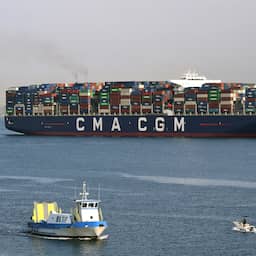 West-Europees schip passeert voor het eerst Straat van Hormuz sinds Iranoorlog