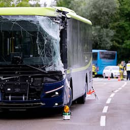 Kind omgekomen bij ongeluk met schoolbus nabij München, drie