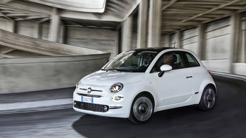 Schitterende Automatten Fiat 500 met Logo