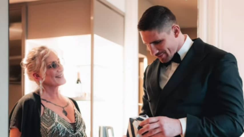 Moeder Rico Verhoeven overleden: 'We moesten je laten gaan' | Algemeen |  NU.nl