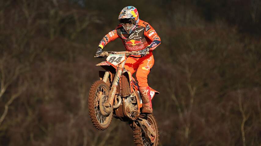 Herlings wint in Sardinië eerste Grand Prix sinds rentree