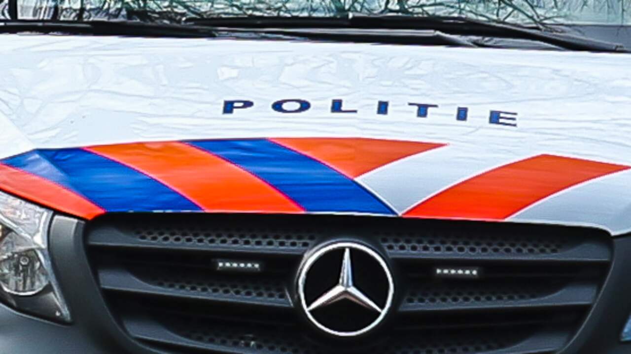 Drie personen aangehouden Hoedekenskerke na bedreiging met stokken