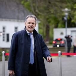 Veldkamp wil onderzoek naar schenden EU-verdrag door Israël: 'Streep in zand'