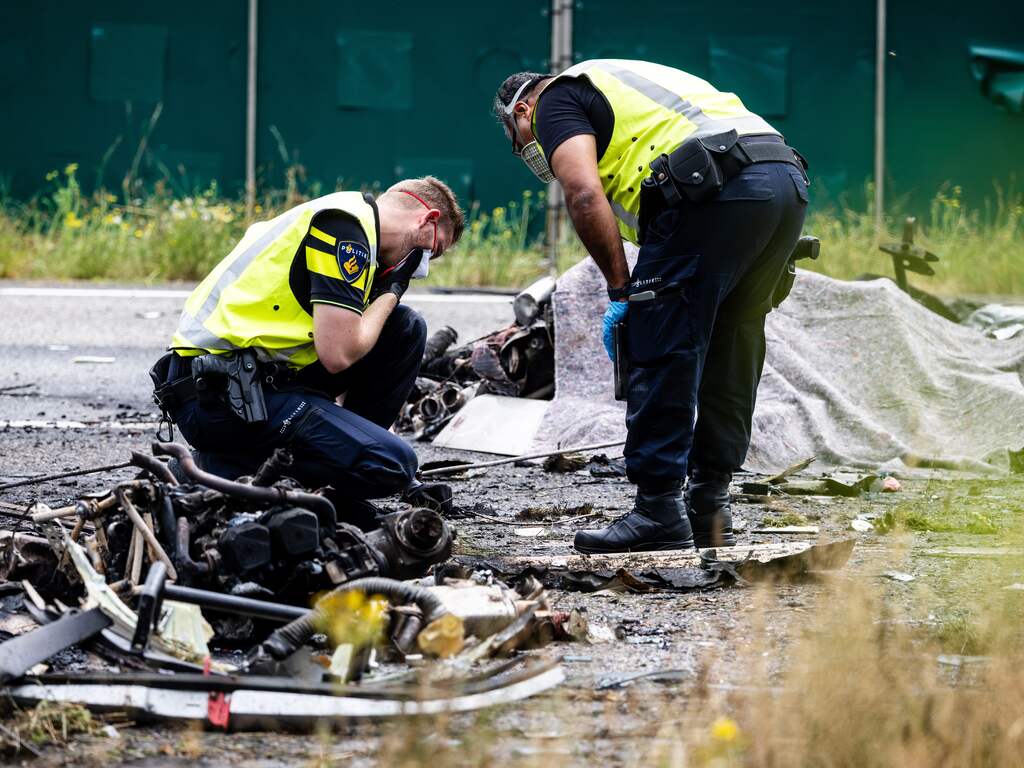 A58 bij Rucphen weer helemaal open na ongeluk met neergestort vliegtuigje