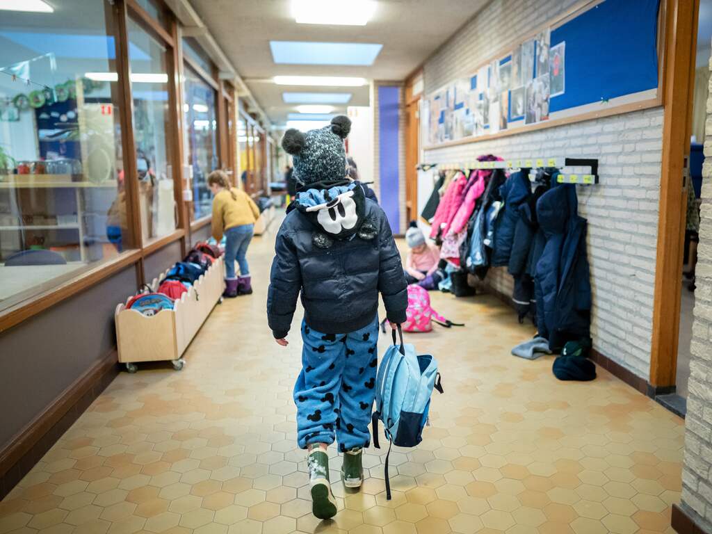Helft basisscholen stuurde vorige week klassen naar huis vanwege corona